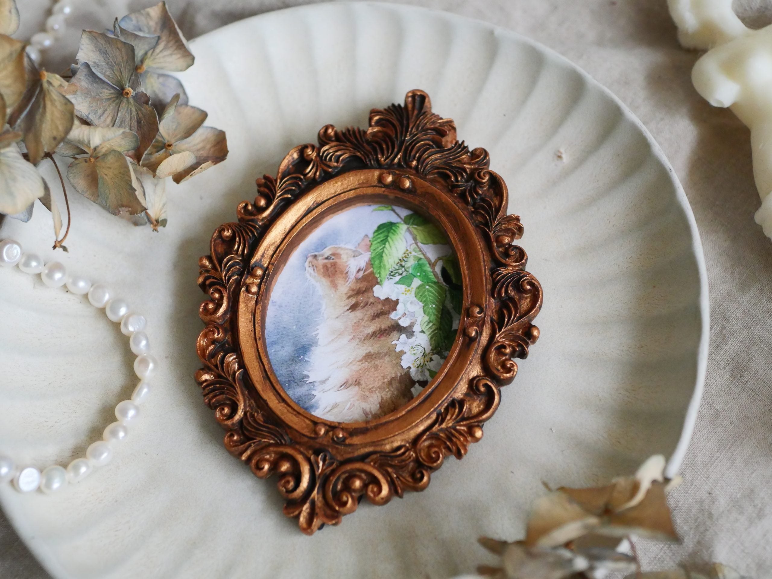 Vintage mini framed art | Sitting by flowers
