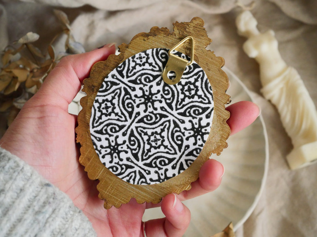 Vintage mini framed art | Udon