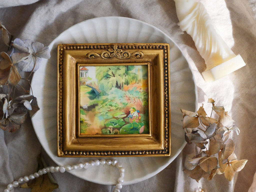 Froggy | Mini Vintage-Style Framed Art Print