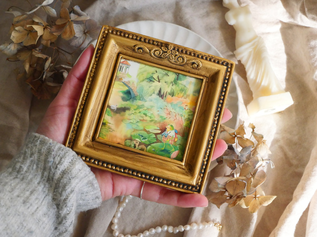 Froggy | Mini Vintage-Style Framed Art Print