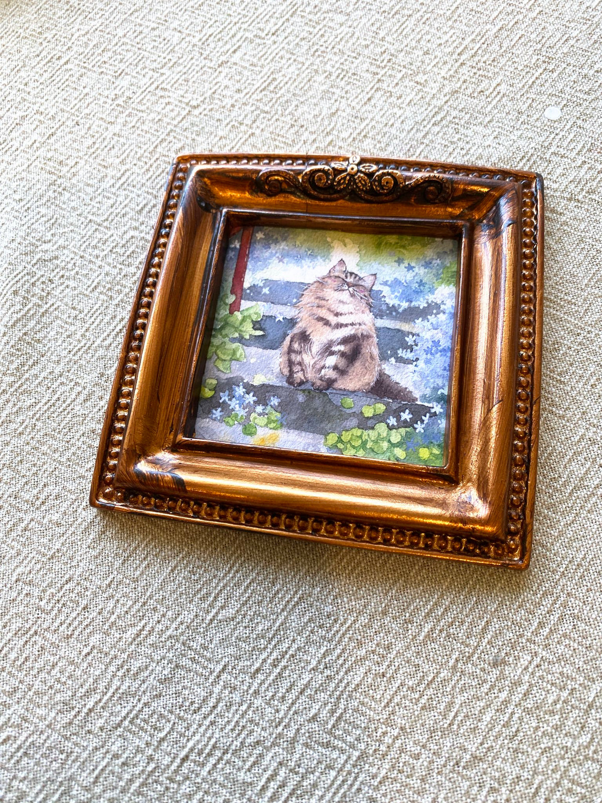 Vintage mini framed art | fluffy cat